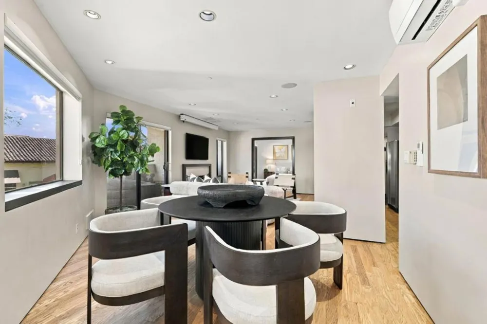 165 Forest Avenue #2C Palo Alto, CA 94301