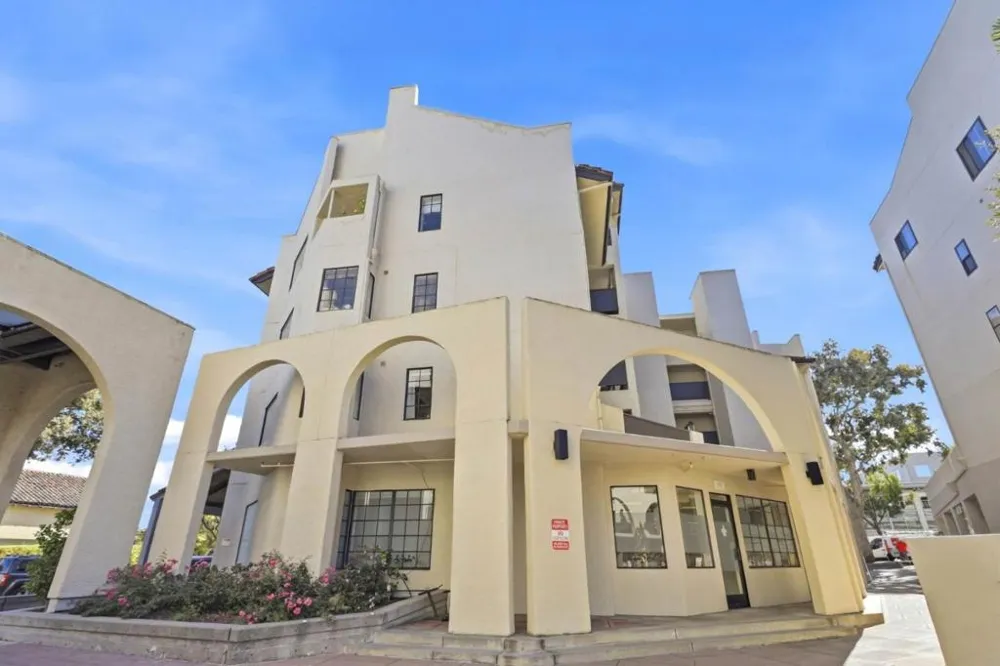 165 Forest Avenue #2C Palo Alto, CA 94301