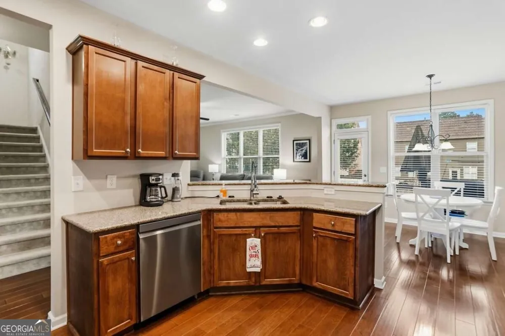 397 Royal Sunset DR Dallas, GA 30157