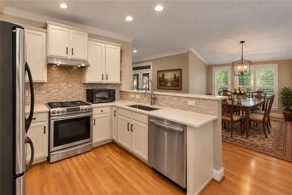 997 Longley Avenue NW Atlanta, GA 30318