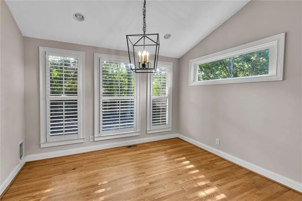 997 Longley Avenue NW Atlanta, GA 30318