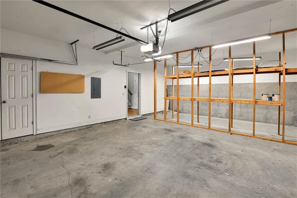 997 Longley Avenue NW Atlanta, GA 30318
