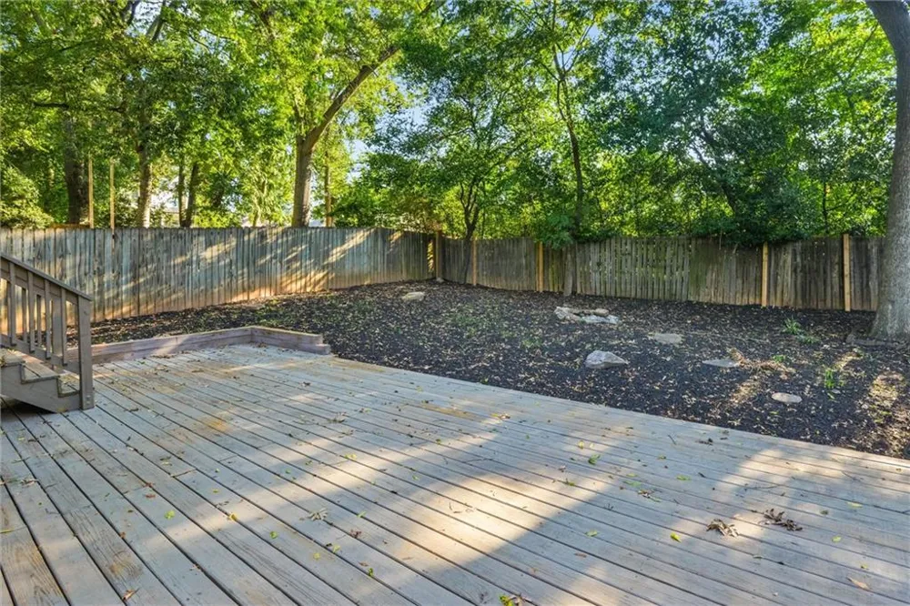 997 Longley Avenue NW Atlanta, GA 30318