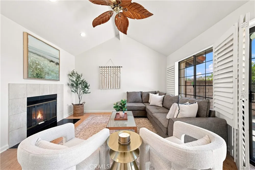 6011 E Montefino Anaheim, CA 92807
