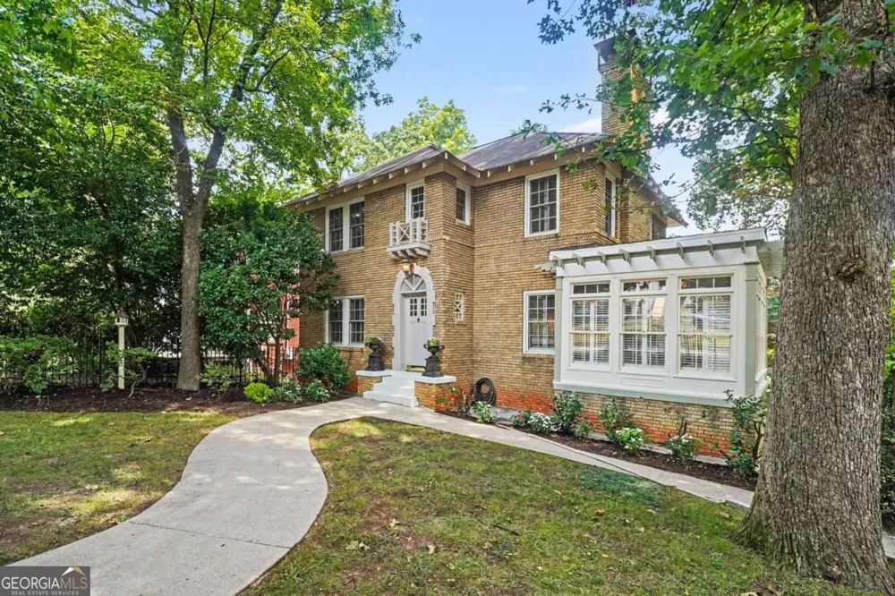 1180 Cameron CT NE Atlanta, GA 30306