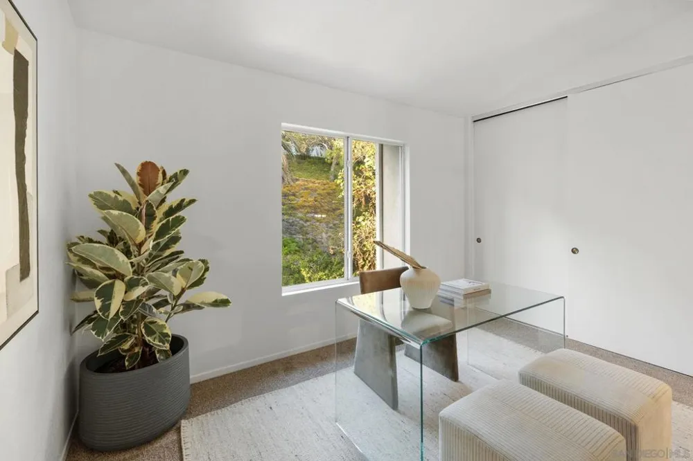 4560 Avenida Privado Oceanside, CA 92057