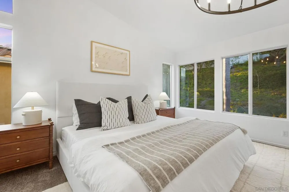 4560 Avenida Privado Oceanside, CA 92057