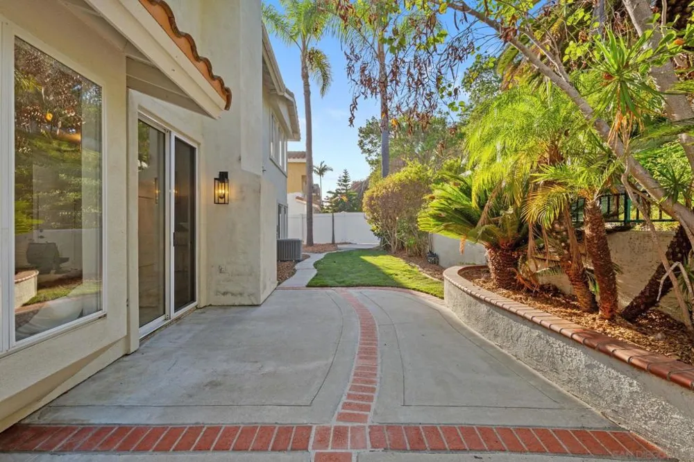 4560 Avenida Privado Oceanside, CA 92057