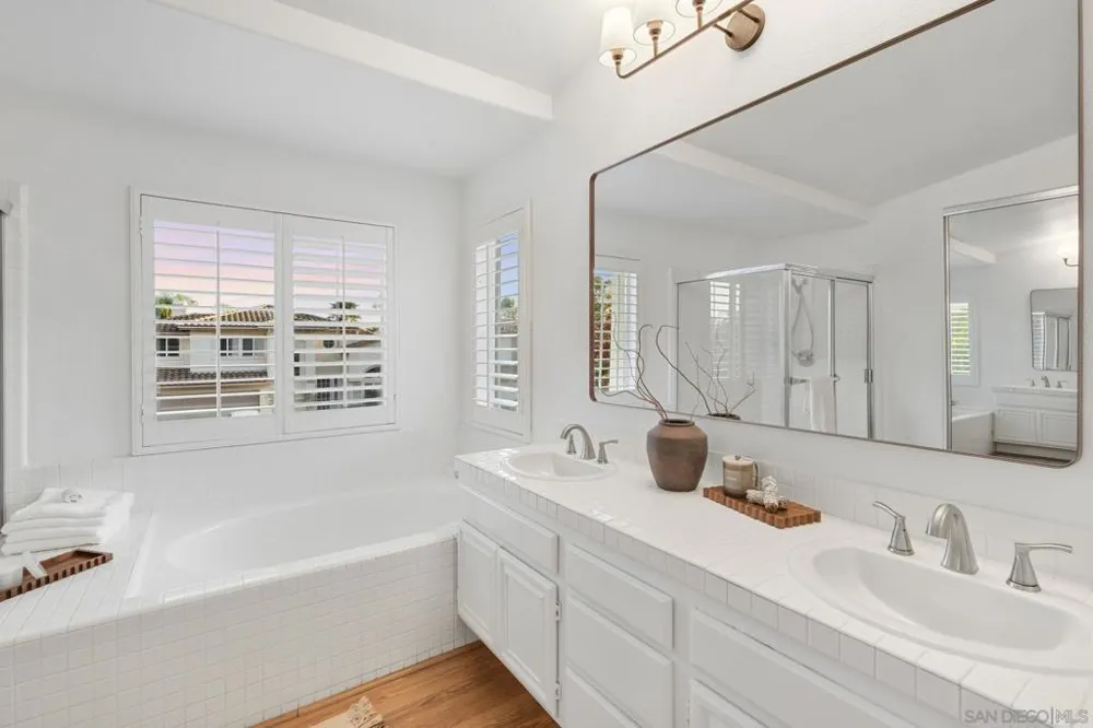 4560 Avenida Privado Oceanside, CA 92057