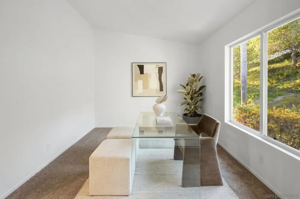 4560 Avenida Privado Oceanside, CA 92057