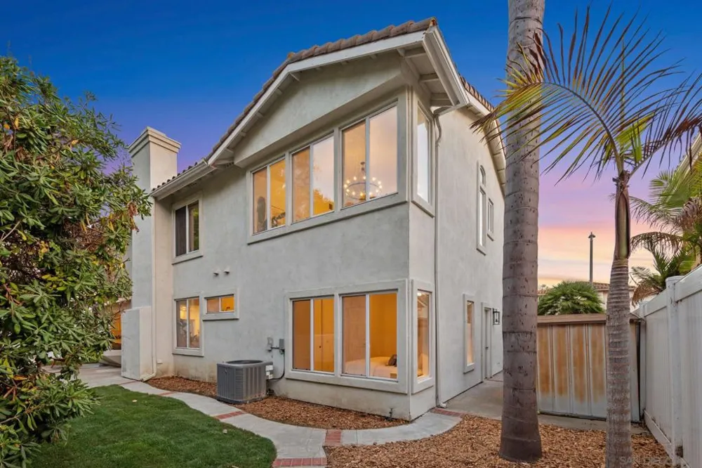 4560 Avenida Privado Oceanside, CA 92057