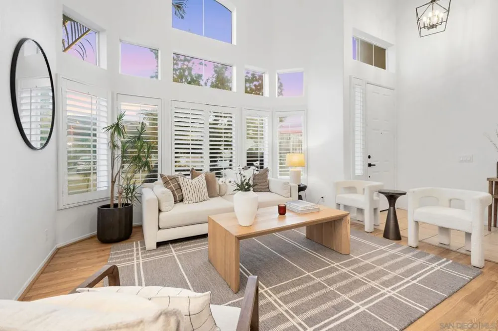 4560 Avenida Privado Oceanside, CA 92057
