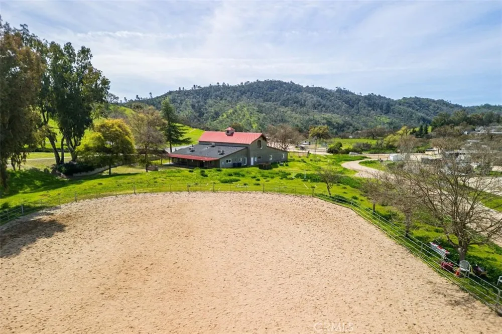 4145 Welsh Paso Robles, CA 93446