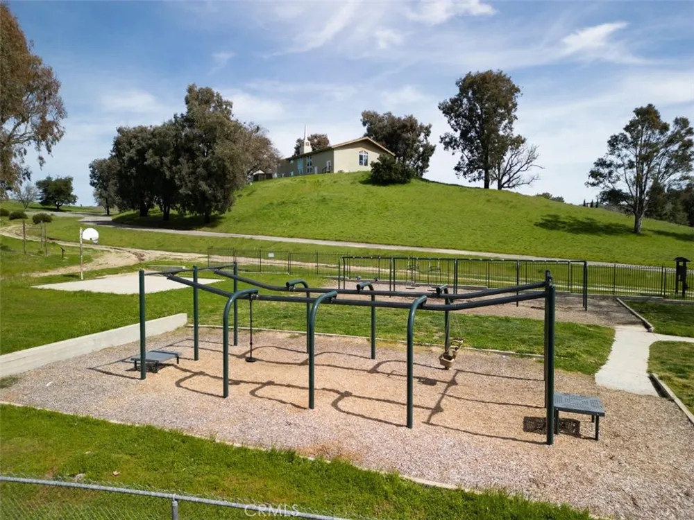 4145 Welsh Paso Robles, CA 93446