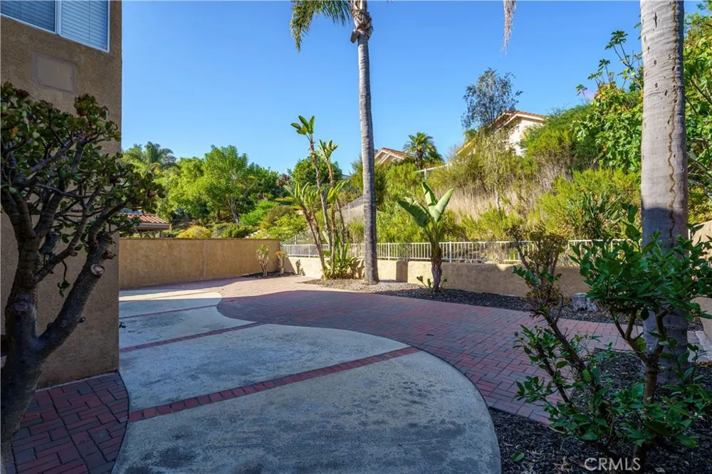 5 Seabridge Road Laguna Niguel, CA 92677