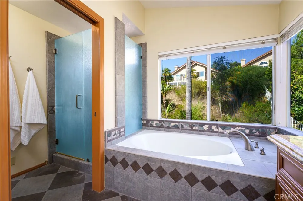 5 Seabridge Road Laguna Niguel, CA 92677