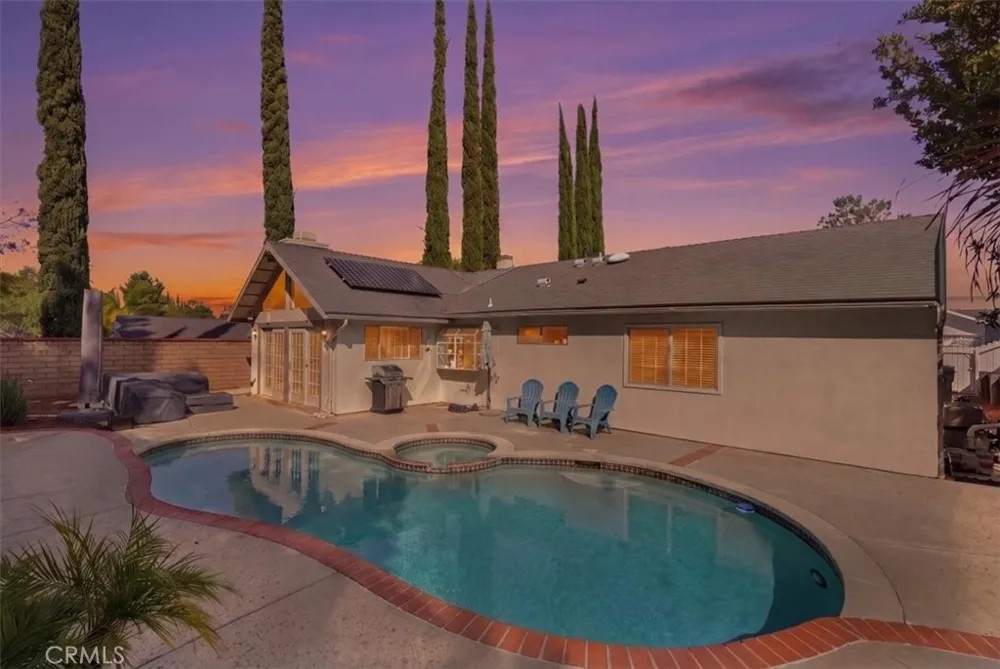 22339 Cheraw Saugus, CA 91350
