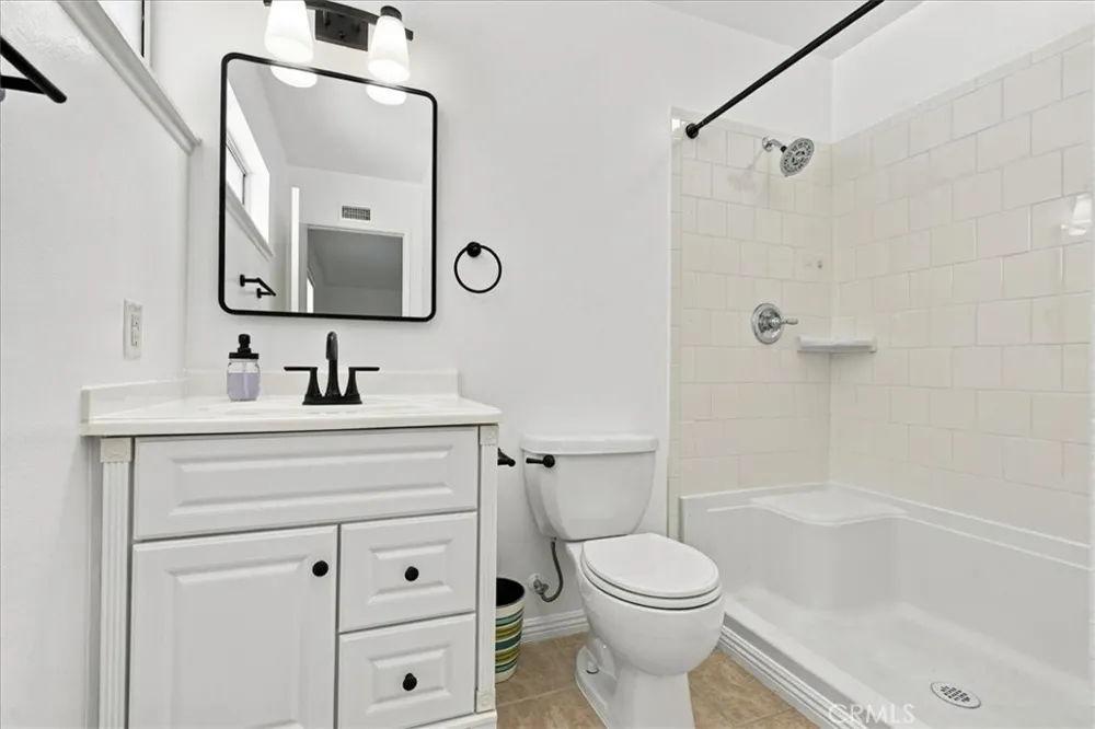 22339 Cheraw Saugus, CA 91350