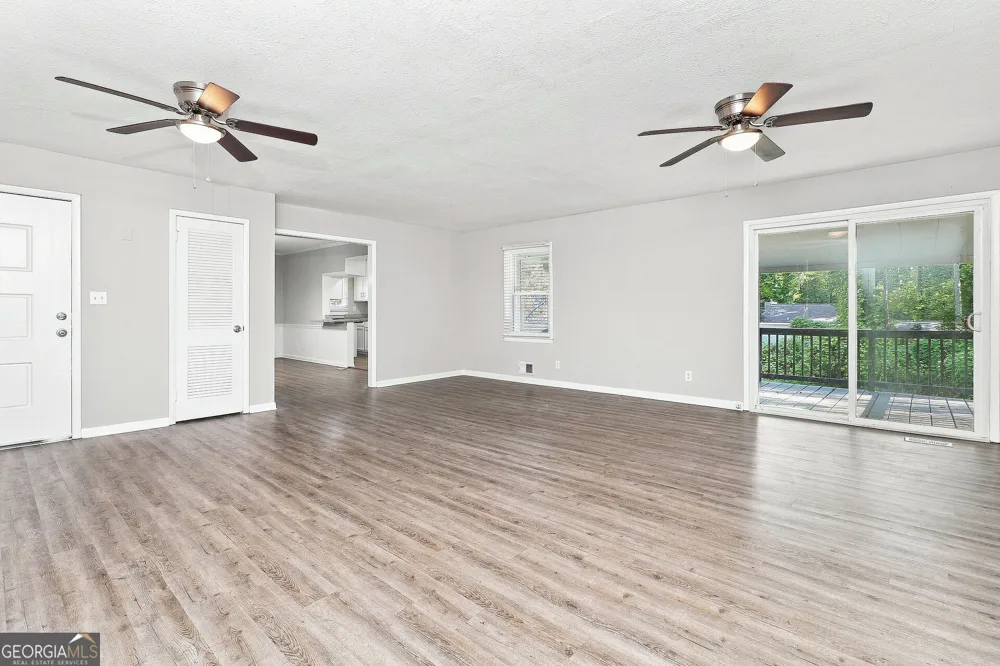 2029 Gherry DR Austell, GA 30106