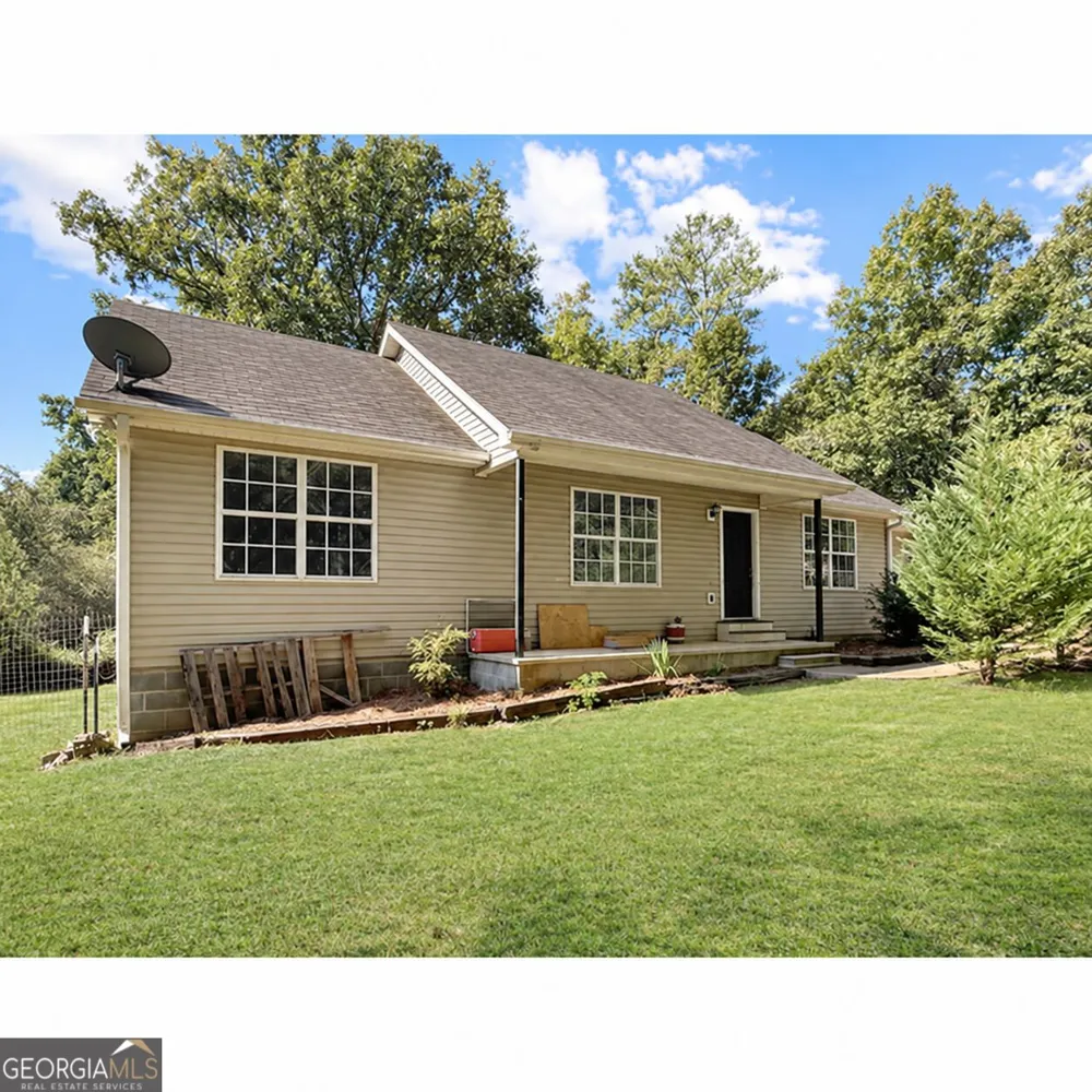 223 City Pond RD Barnesville, GA 30204