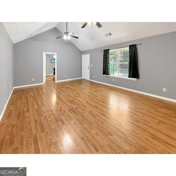 223 City Pond RD Barnesville, GA 30204