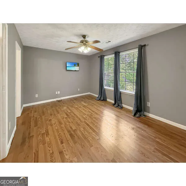 223 City Pond RD Barnesville, GA 30204