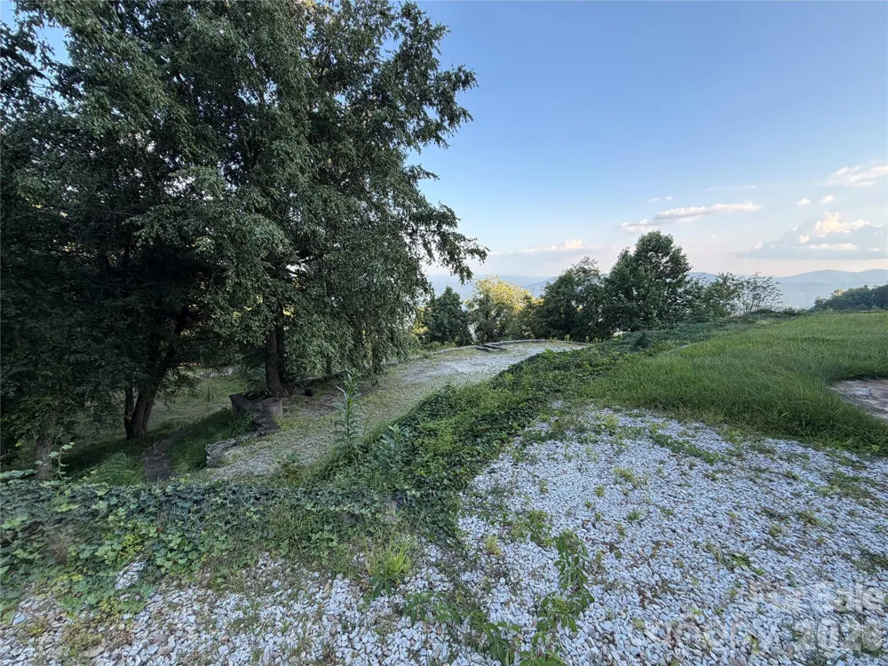 316 Grassy Mountain Road Little Switzerland, NC 28749