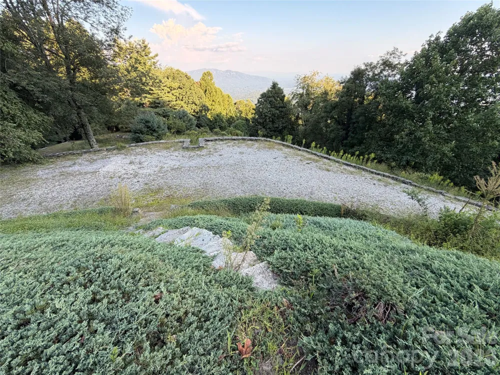 316 Grassy Mountain Road Little Switzerland, NC 28749