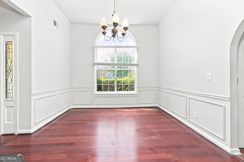 4304 Talmadge TRCE Snellville, GA 30039