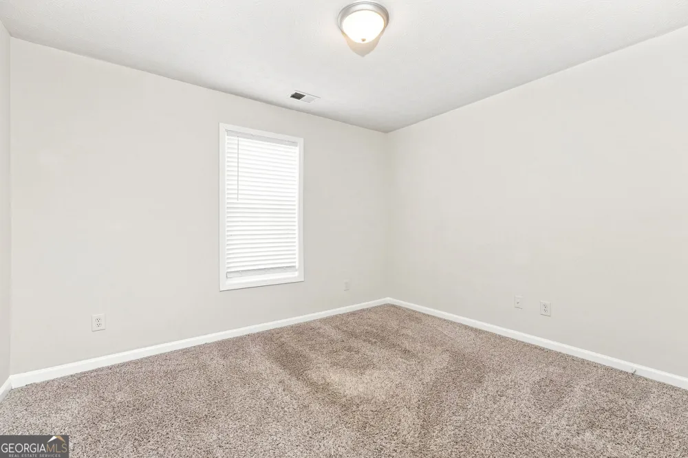 4304 Talmadge TRCE Snellville, GA 30039