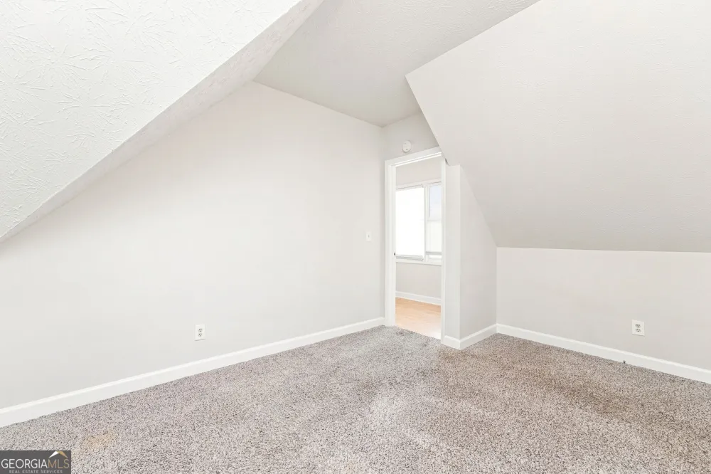 4304 Talmadge TRCE Snellville, GA 30039