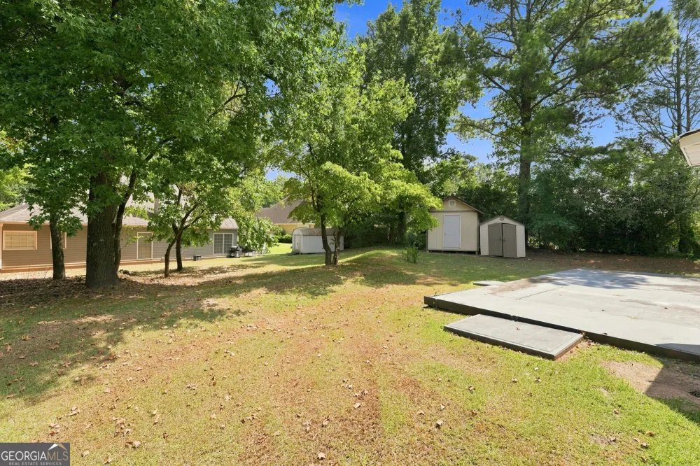 4304 Talmadge TRCE Snellville, GA 30039