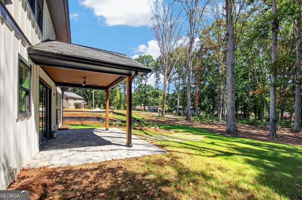 5578 Lilburn Stone Mountain RD Stone Mountain, GA 30087