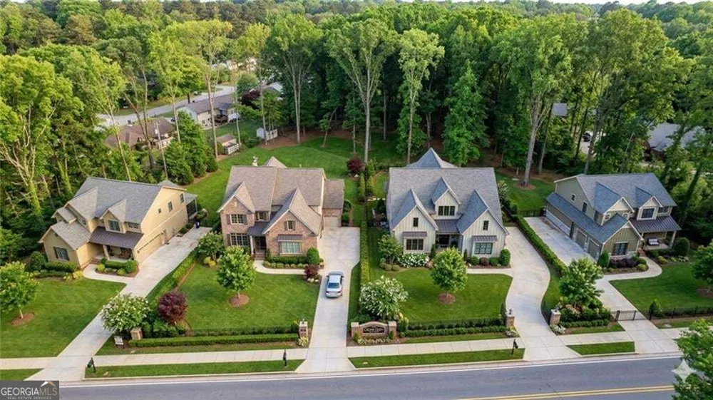 5578 Lilburn Stone Mountain RD Stone Mountain, GA 30087