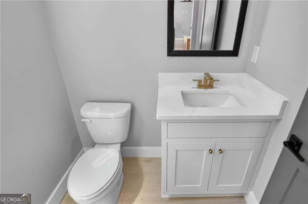 5578 Lilburn Stone Mountain RD Stone Mountain, GA 30087