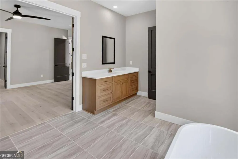 5578 Lilburn Stone Mountain RD Stone Mountain, GA 30087