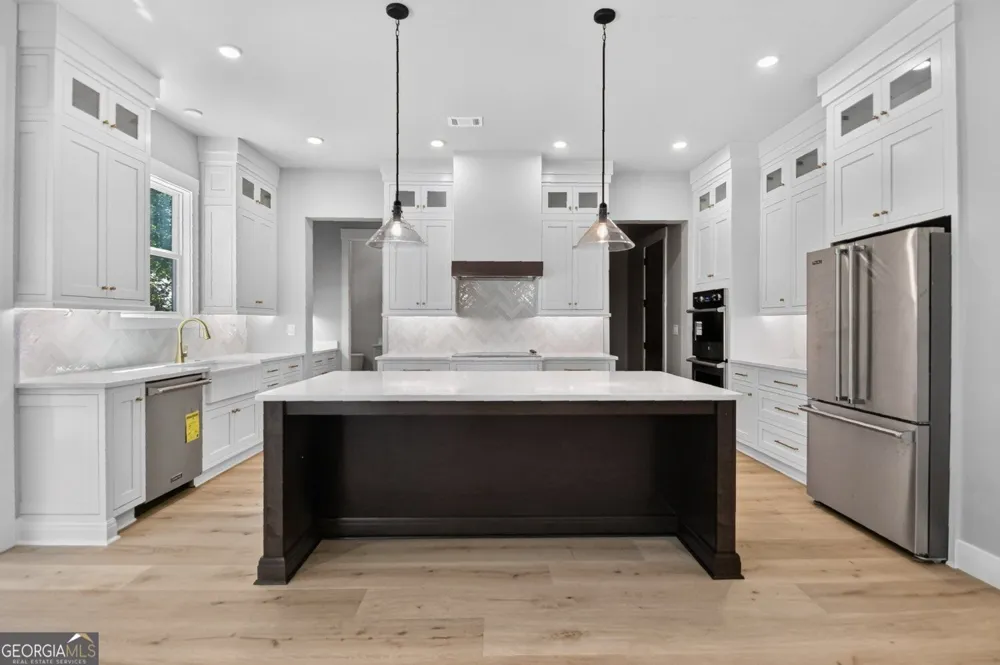 5578 Lilburn Stone Mountain RD Stone Mountain, GA 30087