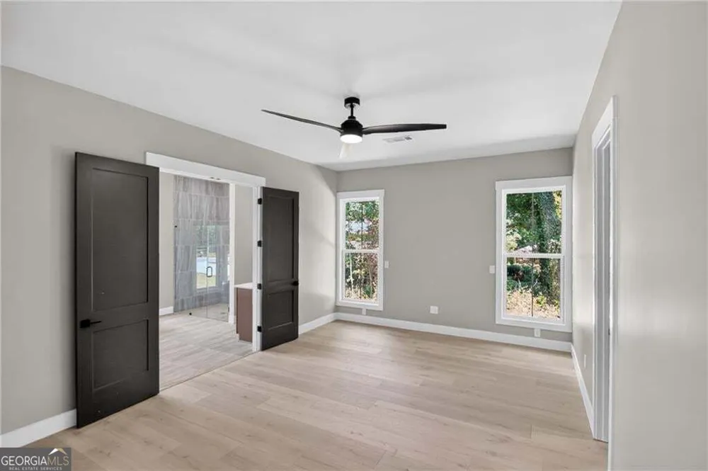 5578 Lilburn Stone Mountain RD Stone Mountain, GA 30087