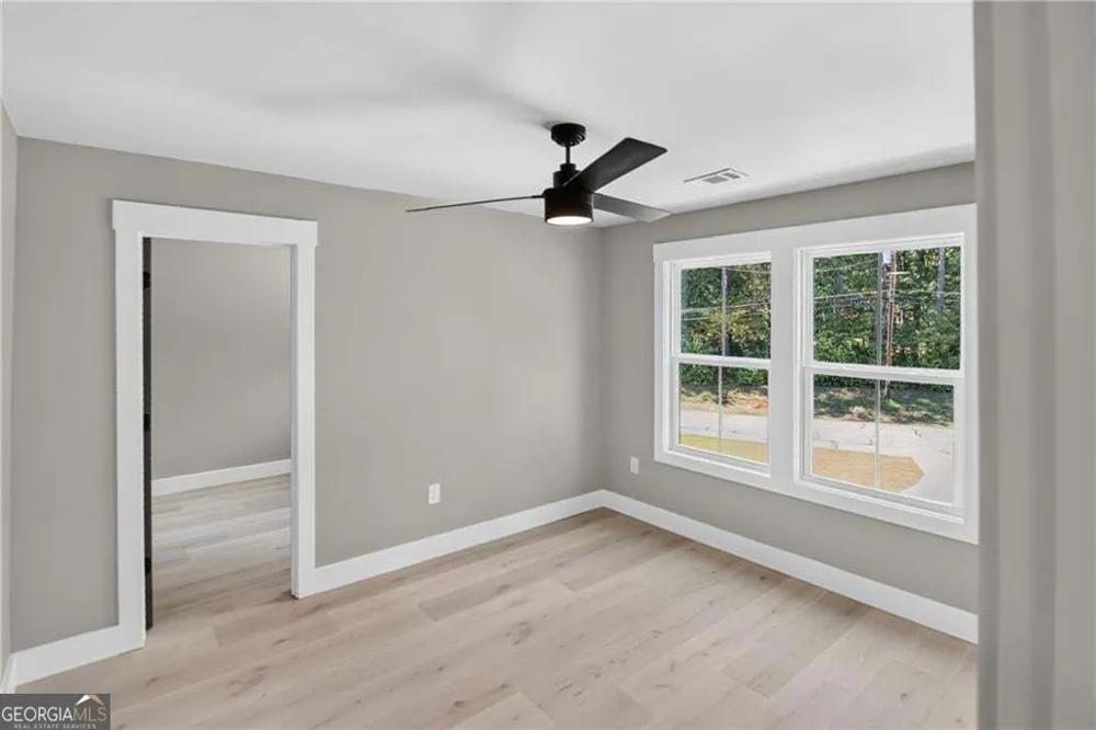 5578 Lilburn Stone Mountain RD Stone Mountain, GA 30087