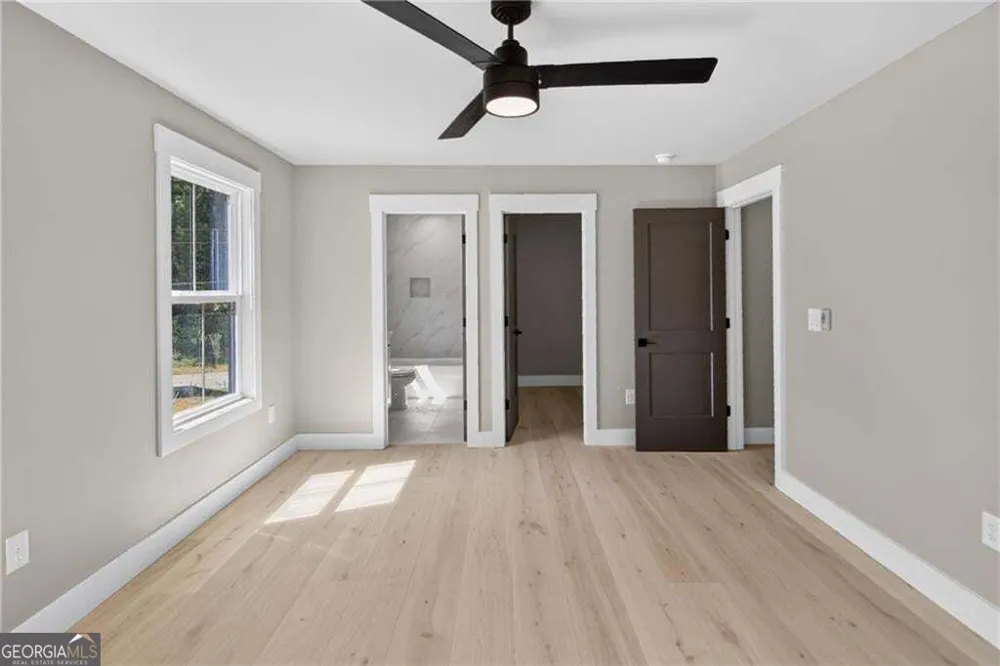 5578 Lilburn Stone Mountain RD Stone Mountain, GA 30087