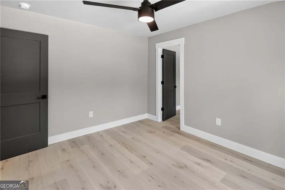 5578 Lilburn Stone Mountain RD Stone Mountain, GA 30087