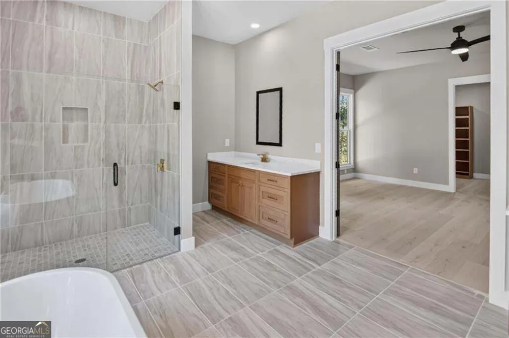 5578 Lilburn Stone Mountain RD Stone Mountain, GA 30087
