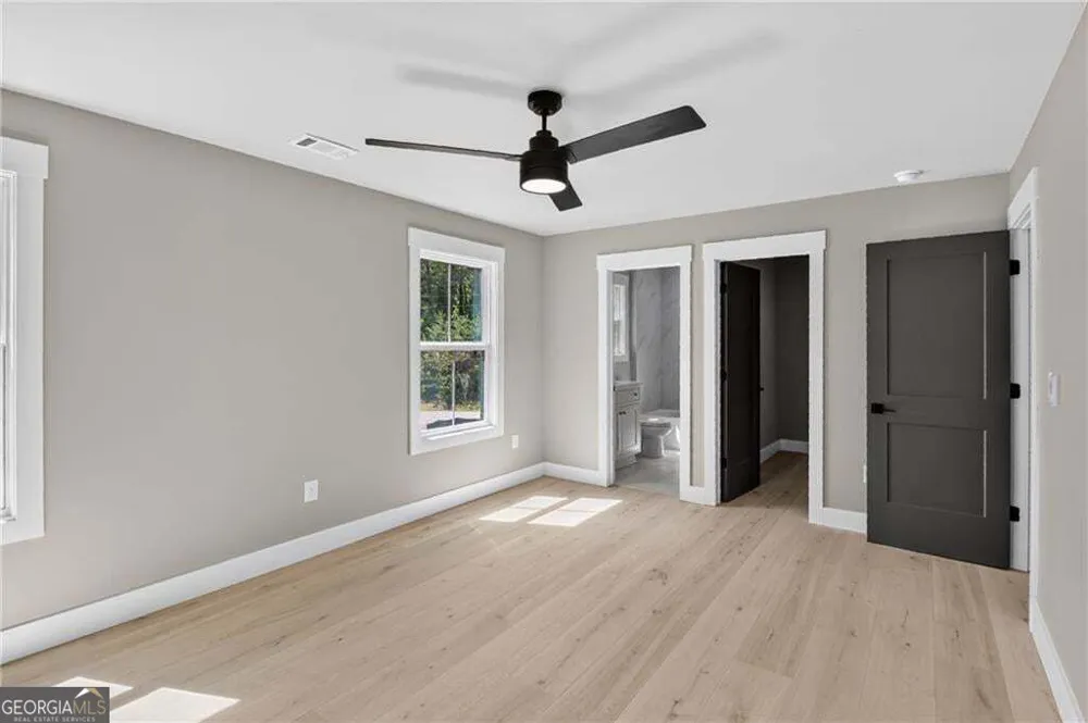 5578 Lilburn Stone Mountain RD Stone Mountain, GA 30087
