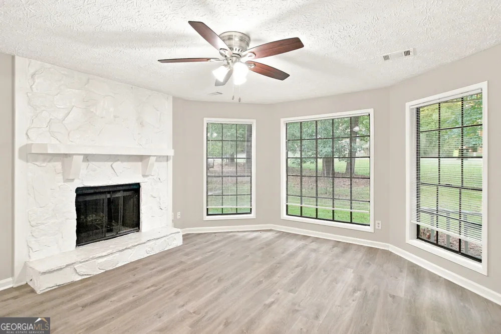 135 N Creek TRL Jonesboro, GA 30238