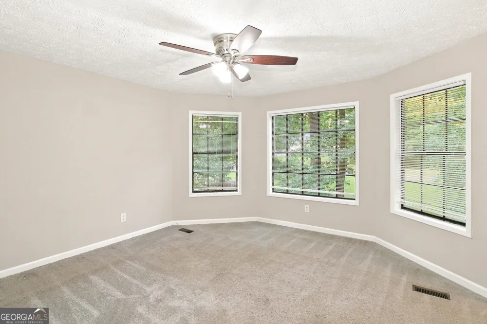 135 N Creek TRL Jonesboro, GA 30238