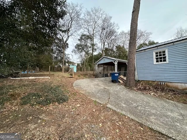 2581 Old Holton RD Macon, GA 31204