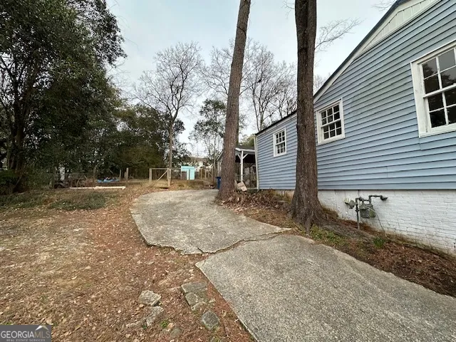 2581 Old Holton RD Macon, GA 31204