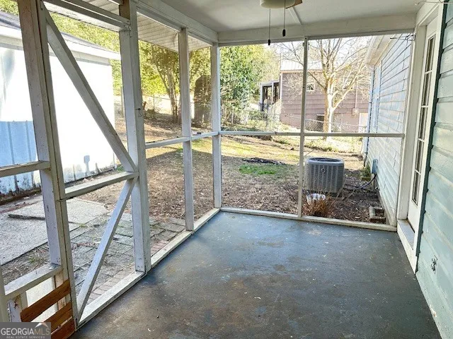 2581 Old Holton RD Macon, GA 31204