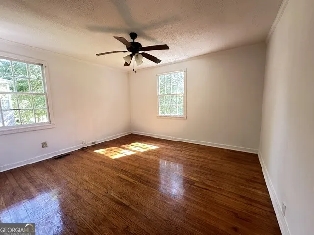 2581 Old Holton RD Macon, GA 31204