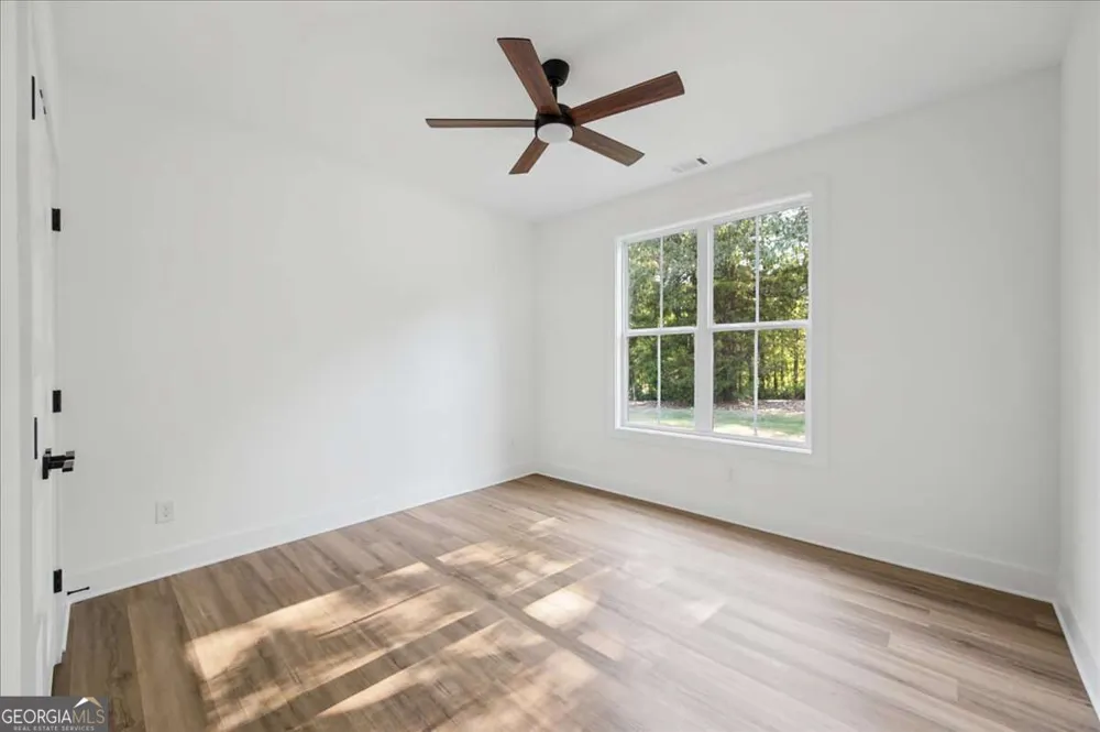 24 Satcher RD Taylorsville, GA 30178